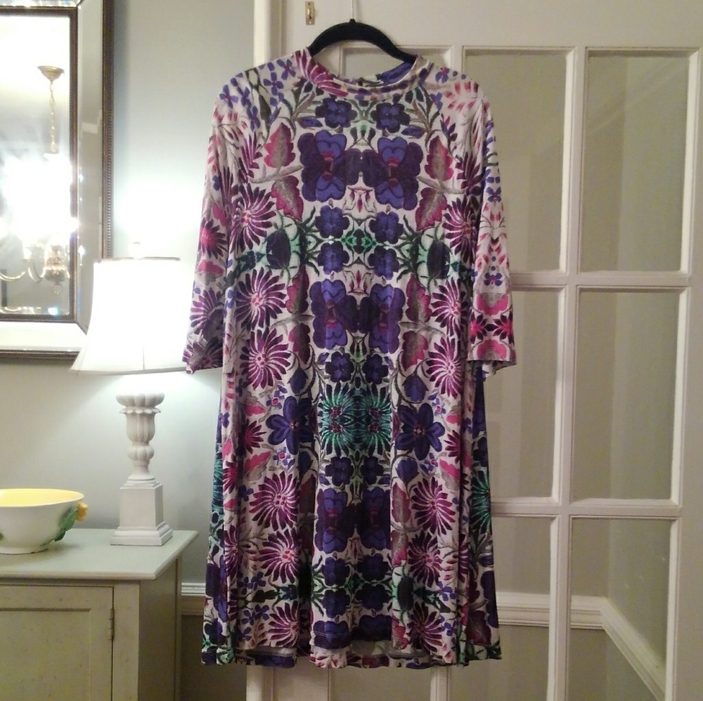 Free People Keyhole Back Tunic Size Medium